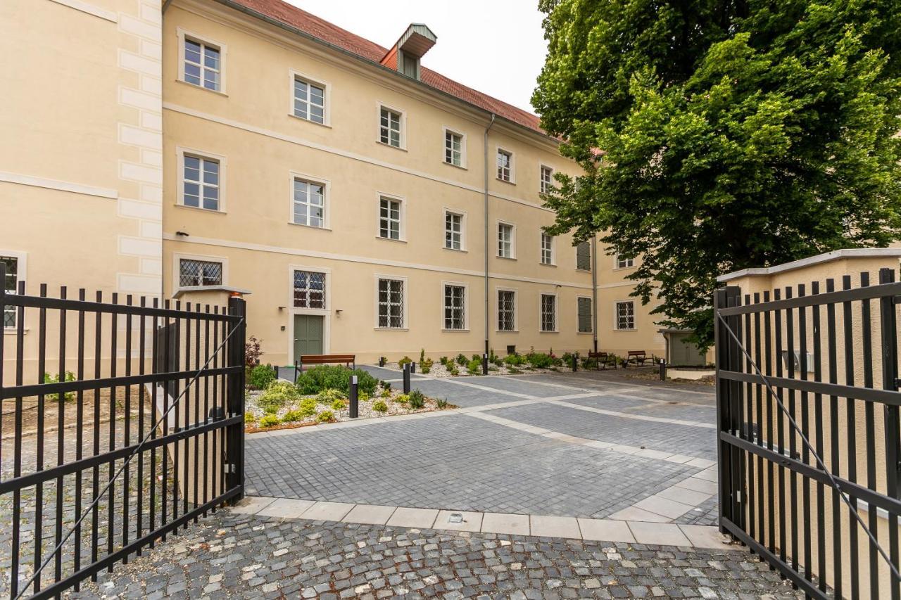 Benedict Hotel Kőszeg Buitenkant foto