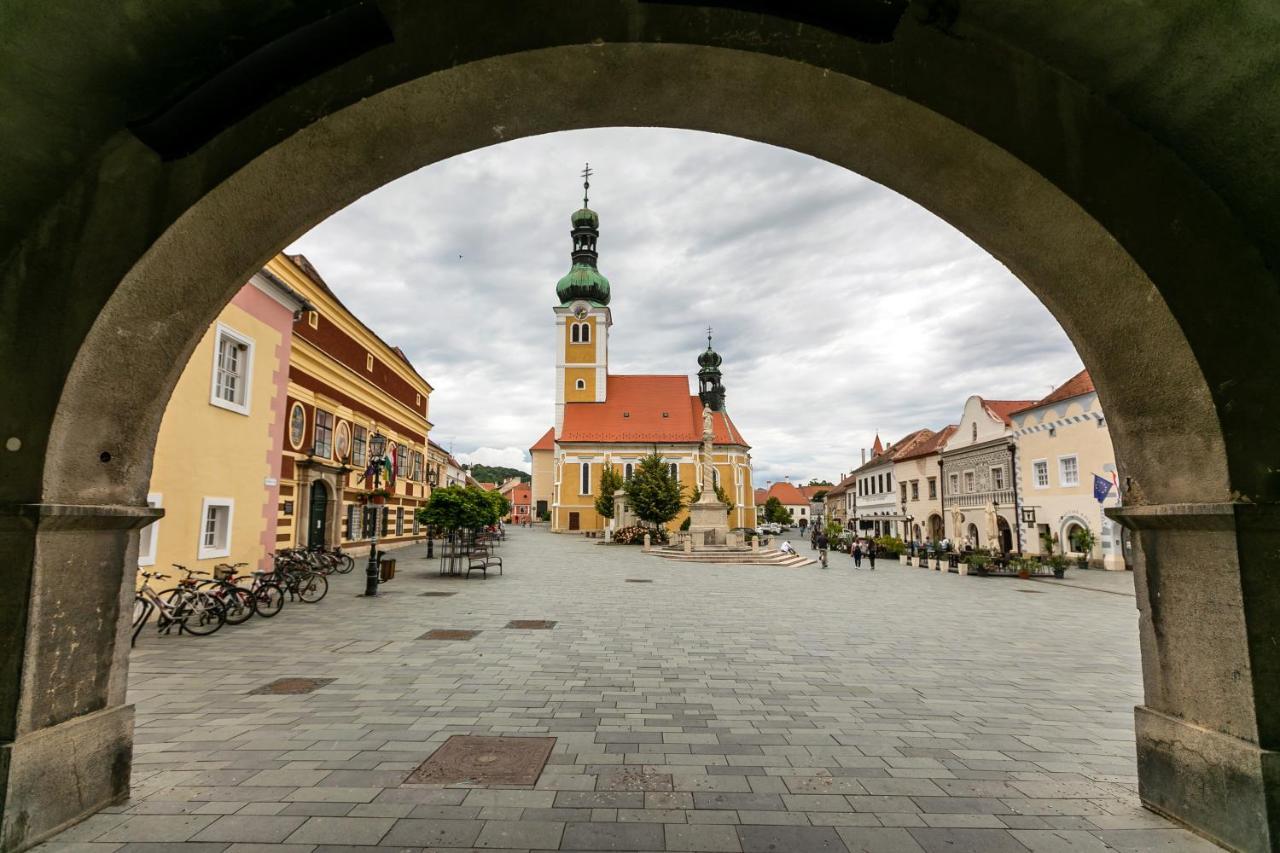 Benedict Hotel Kőszeg Buitenkant foto