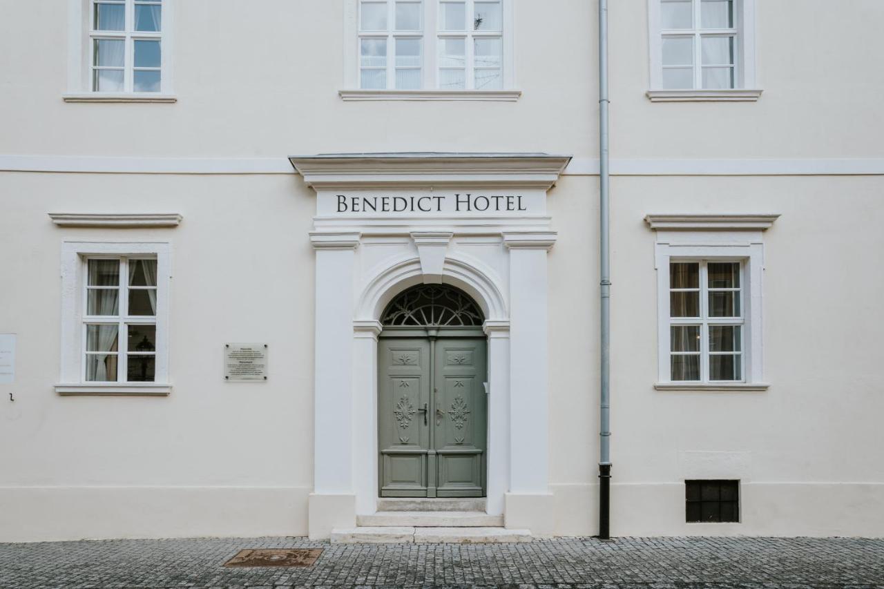 Benedict Hotel Kőszeg Buitenkant foto